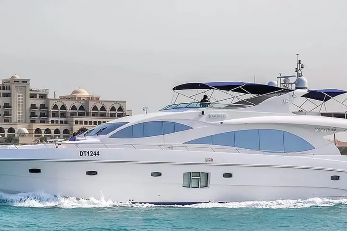 YACHT “Jacuzzi” 80 feet (40 person)